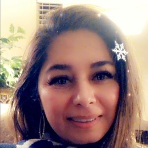 Meet your Posher, Marivel